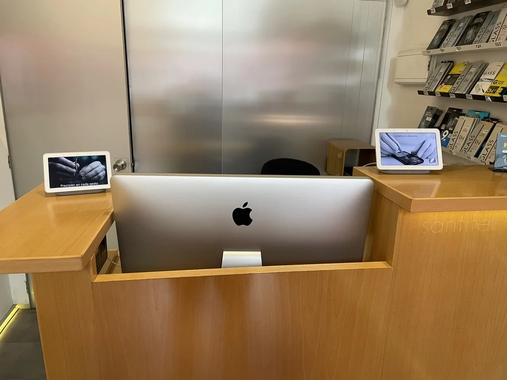 Después: mostrador digital organizado