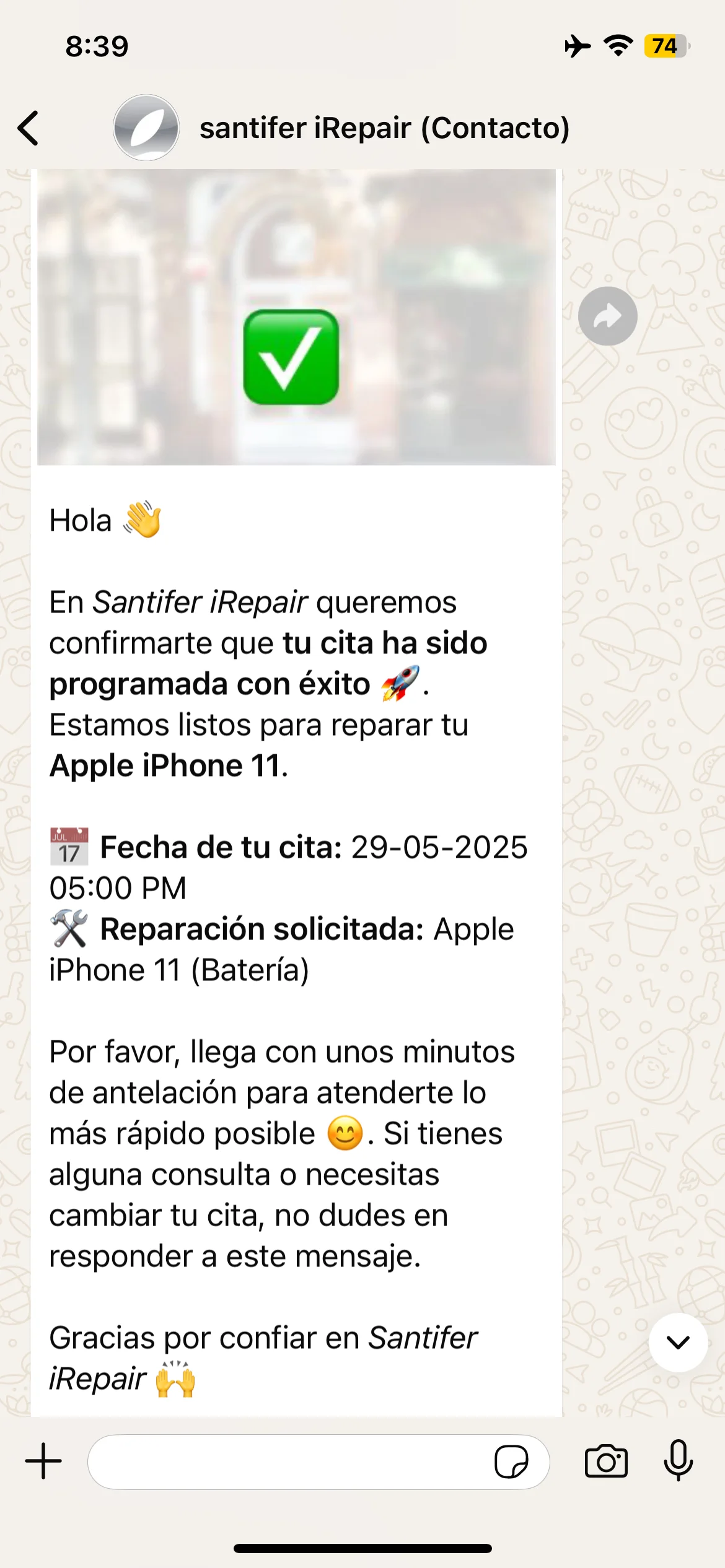 Booking: "Tómame cita" → disponibilidad mañana → "A las 17"